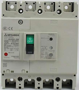 U-Ausl. AC 120/240/450V, 0,1/0,3/0, 5 s, Synch, Rechts, Kabelverbindung