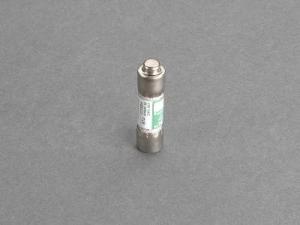 Zylind.Sicherungseinsatz 30A 600V träge